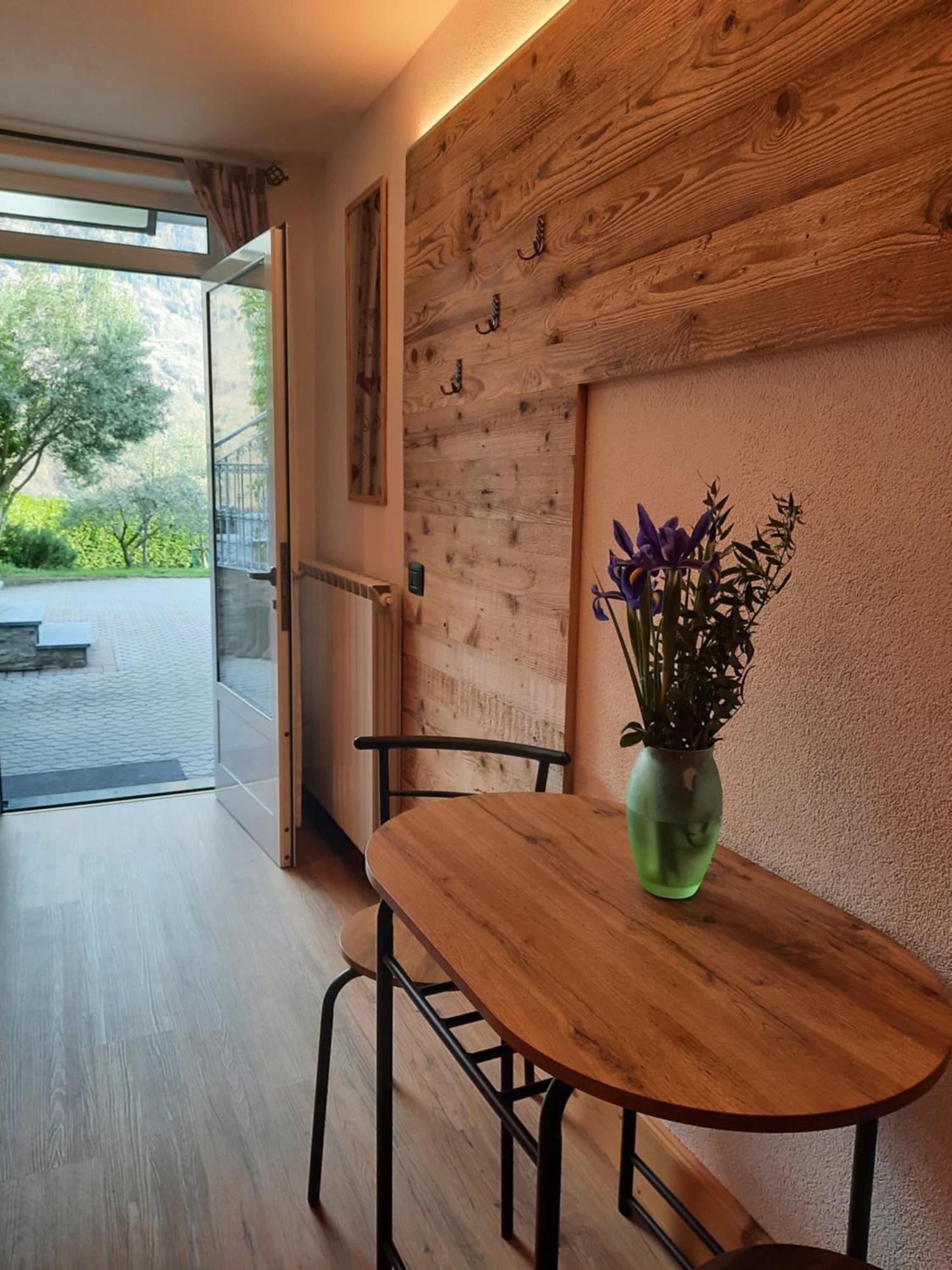 B&B Il Grappolo Bianzone Exterior foto